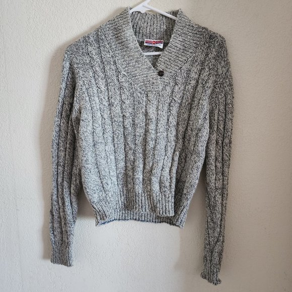 Cherry Stix Ltd Pull on Sweater - Picture 1 of 3